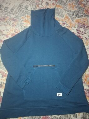 Nike Teal Pullover Hoodie with Zipper Pocket